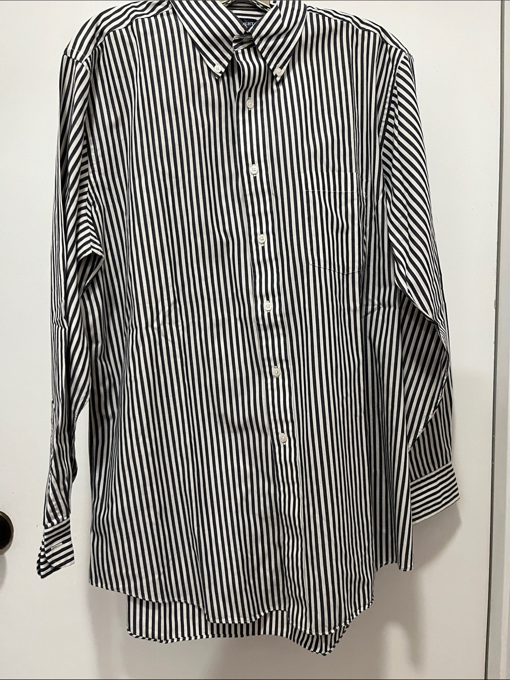 Bowen &Wright Men’s Stripe Button-Up Shirt - Picture 1 of 2